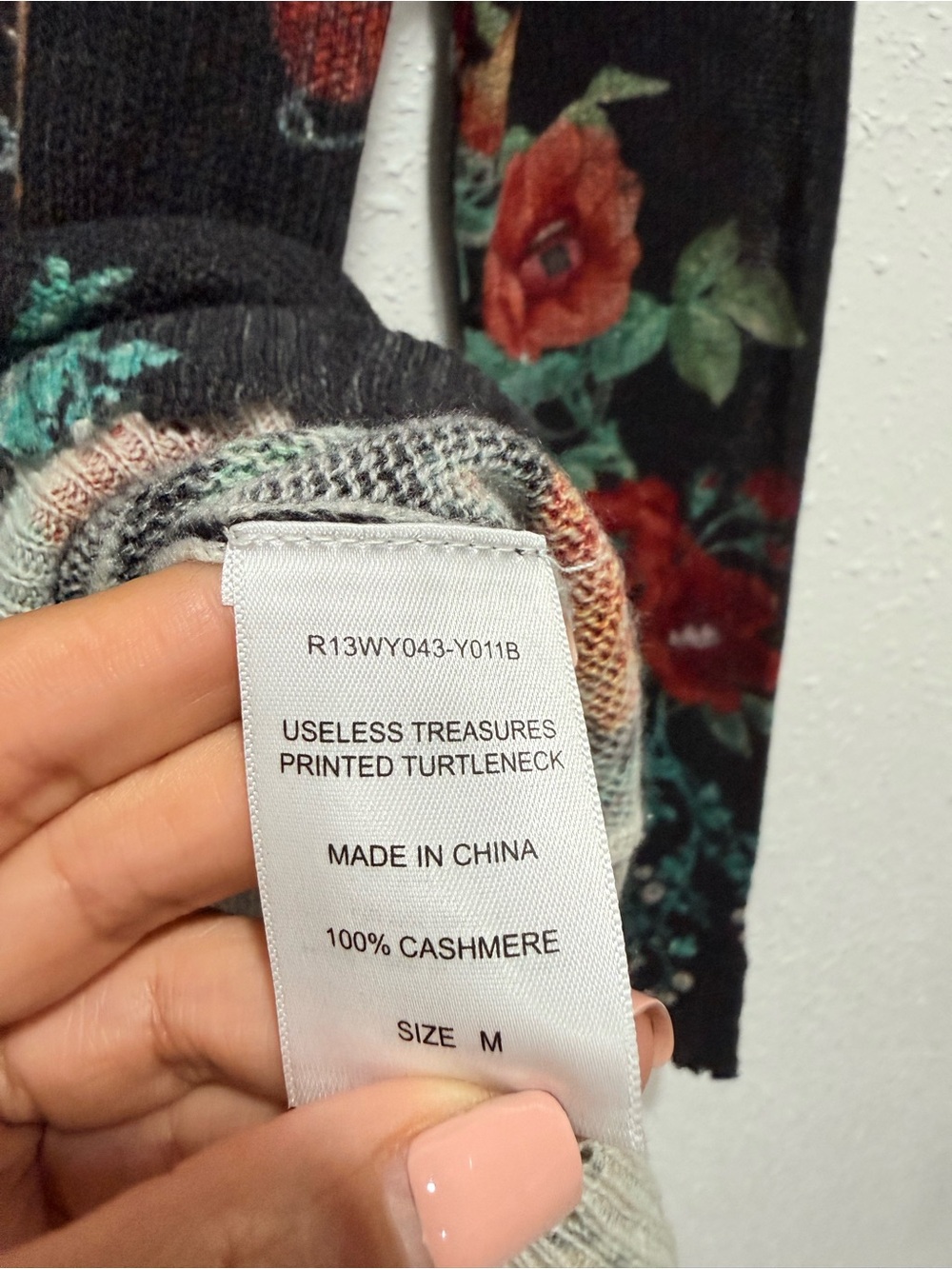 R13 distressed 100% cashmere Black Floral Mock Neck Sweater M - Picture 3 of 9